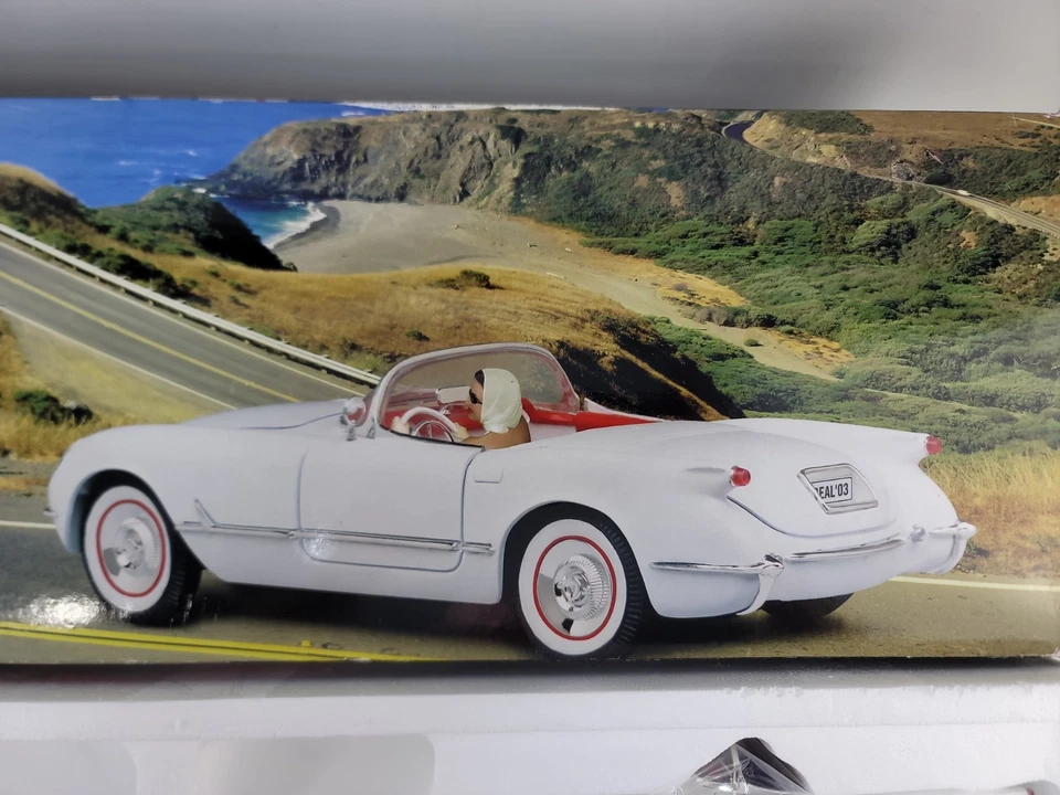 Corvette 1953 fundido a presión escala 1/18 ideal ERTL 50 aniversario/caja abierta suburbana Foto 3 de 4