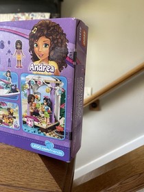 LEGO FRIENDS: Andrea's Speedboat Transporter (41316)