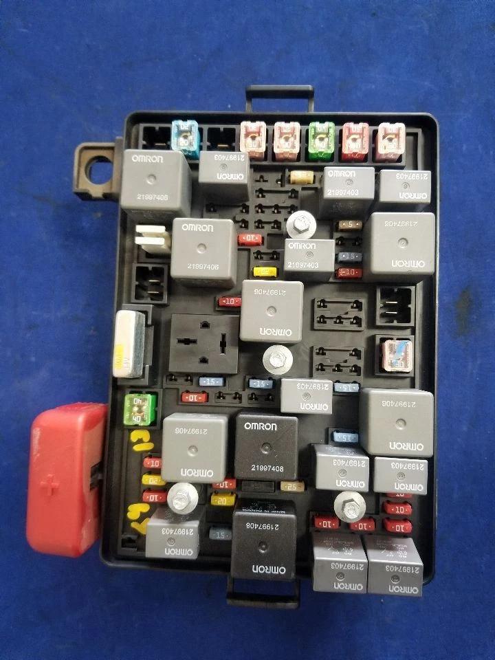 Motor de caja de fusibles compatible con Saturn SKY 07-09  Foto 2 de 4