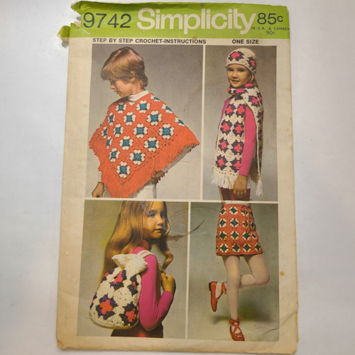 Vintage 1970's Crochet Instructions Simplicity Kids 9742 Poncho, Skirt, Hat, Bag - Picture 1 of 3