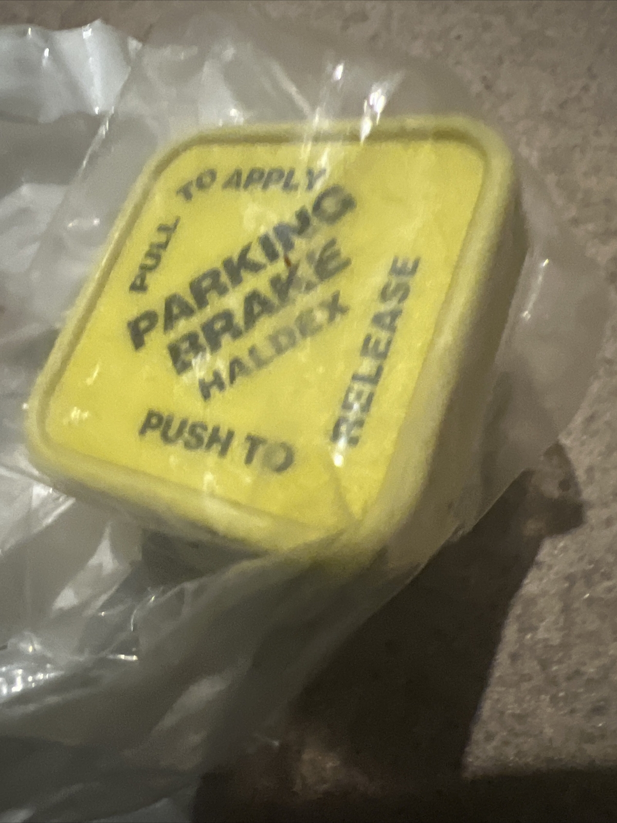 GENUINE HALDEX KN20901 PARKING BRAKE AIR VALVE DASH PUSH PULL RELEASE