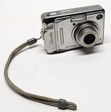 Fujifilm FinePix A500 5.1MP Digital Camera Silver