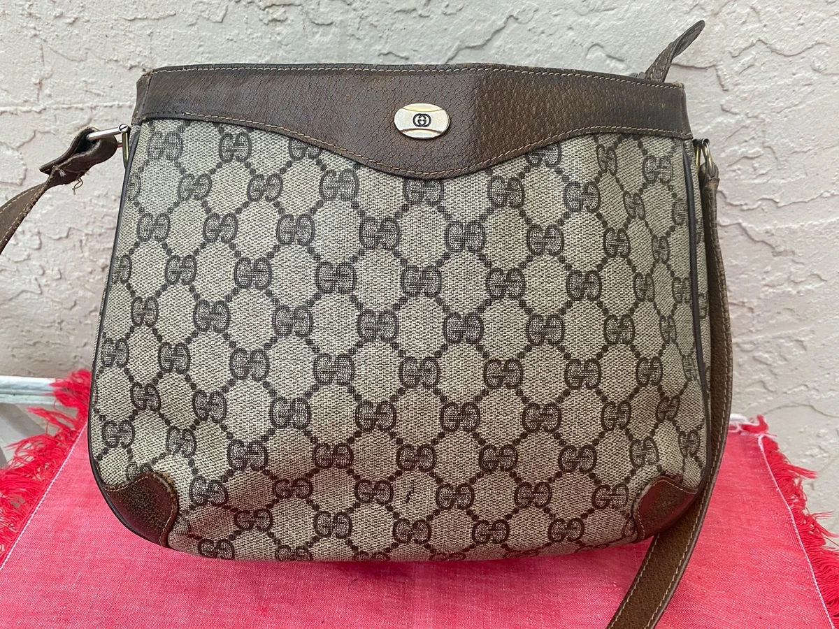 GUCCI VINTAGE GG LOGO COATED CANVAS & BROWN LEATHER CROSSBODY BAG