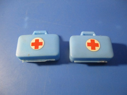 sympa lit vintage hôpital 3224 Playmobil ( campagne , secours ) 2922