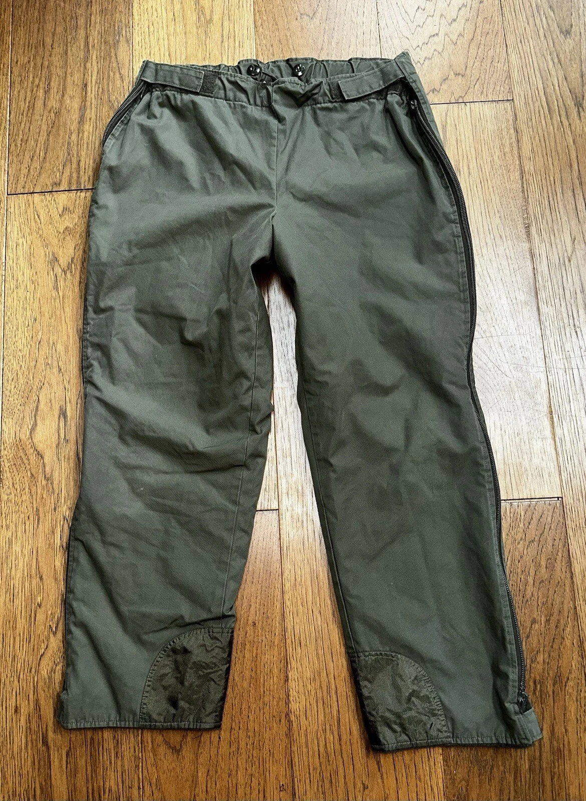 VTG 80s SCHARRER UNTERGRIESBACH German Army Green Winter Pants Fleece Lined Sz M
Opens in a new wind