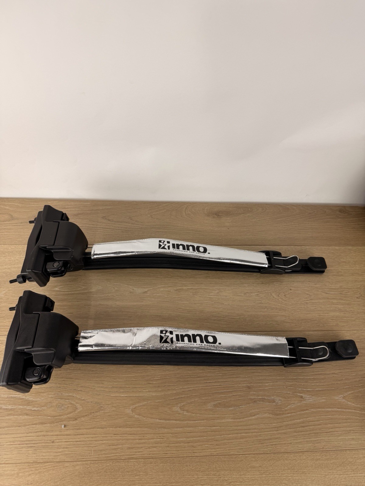 INNO 445 **FOR PARTS** Black Surf/SUP/Kayak/Canoe T-Slot Locker