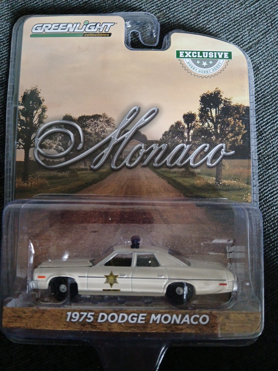 Greenlight - 1975 Dodge Monaco: 1:64 Scale.