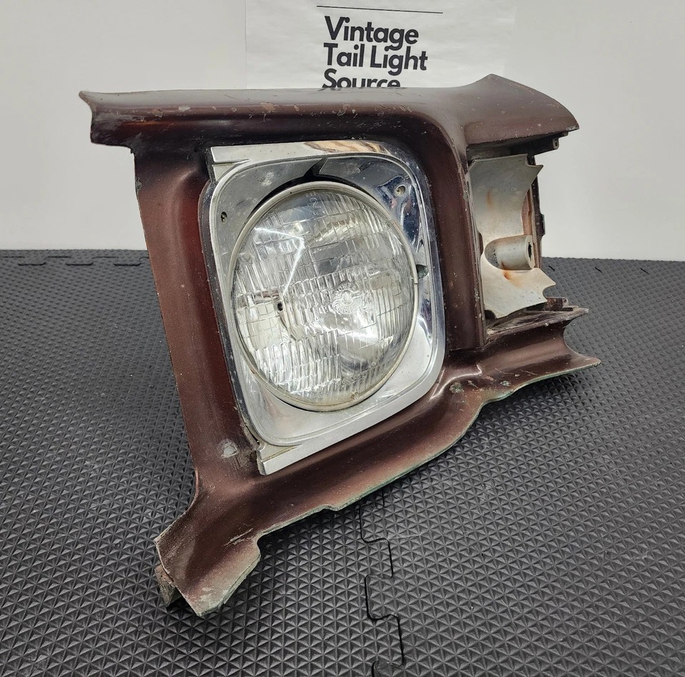 1971 1972 OEM CHEVELLE GM 71 72 LH FRONT FENDER EXTENSION ASSEMBLY Foto 3 de 4