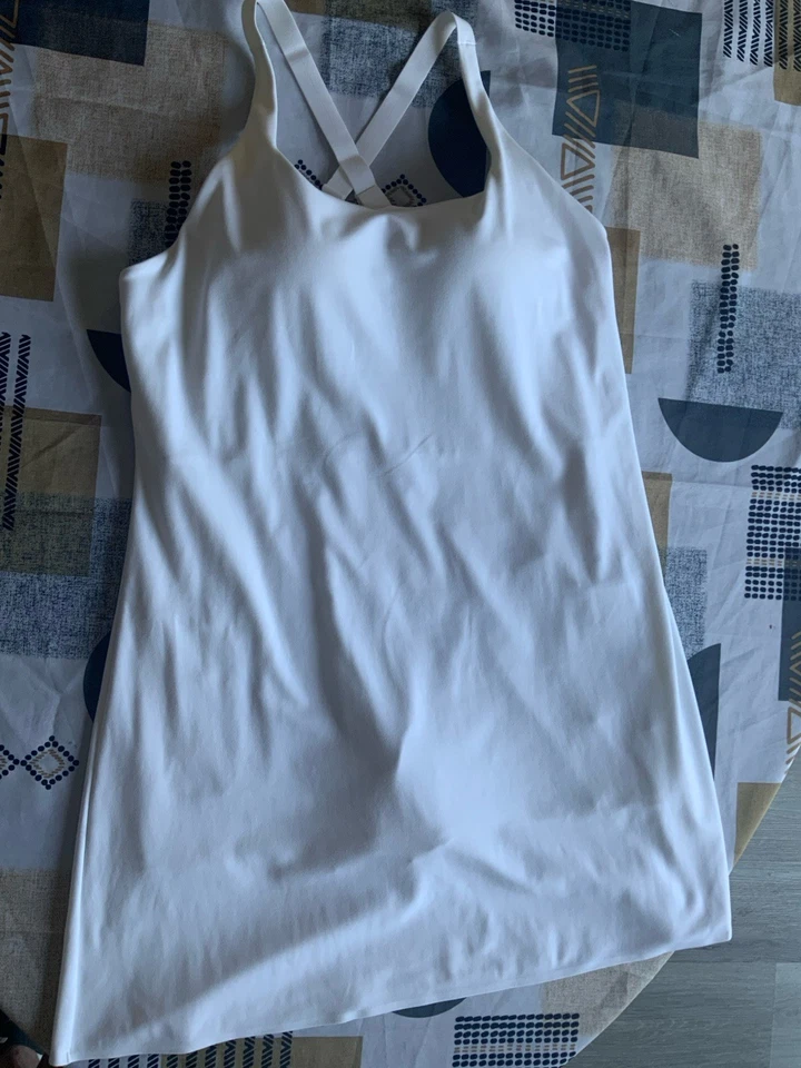 Débardeur femme blanc uni à bretelles spaghetti sans manches - Photo 1/1
