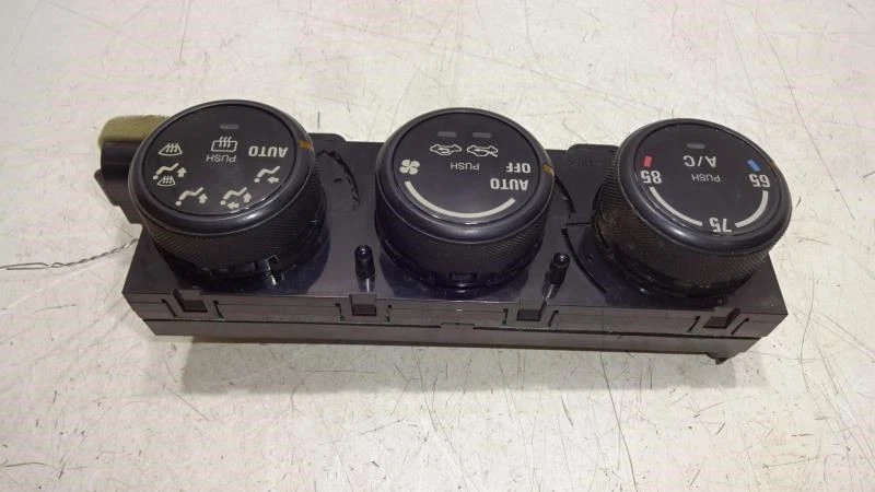 Control automático de temperatura para Suzuki XL-7 495511 2004 2005 2006 Foto 3 de 4