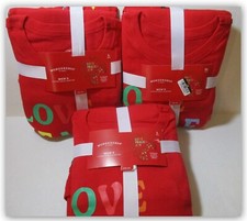 Wondershop Men's 2 piece red pajama set sleep - Love Peace  Joy holiday graphic