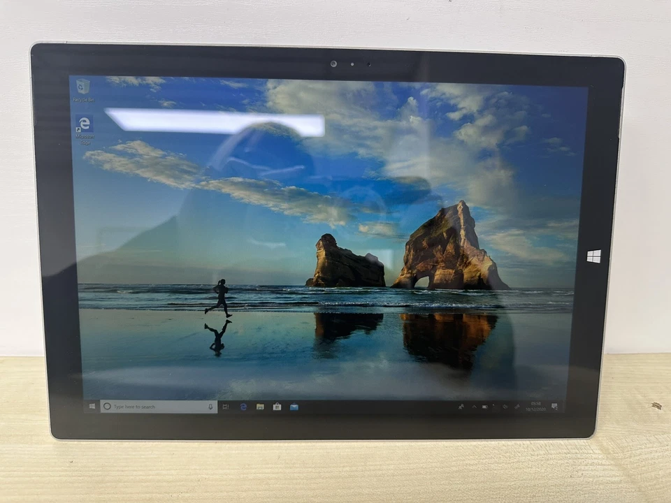 Microsoft Surface Pro 3 i3-4020Y 4GB RAM 64GB SSD 12.3" Touchscreen NO KEYBOARD - Image 4 of 4