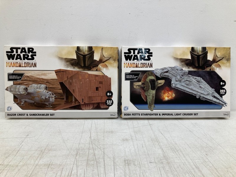2 Star Wars: The Mandalorian Paper Model Kits Boba's Starfighter Razor Crest