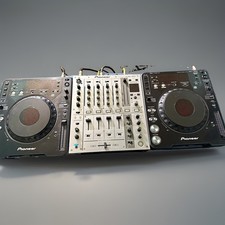 Pioneer DJM-700 4-Channel DJ Mixer Silver w/ Digital FX, 3-Band EQ, CDJ 1000 mk3