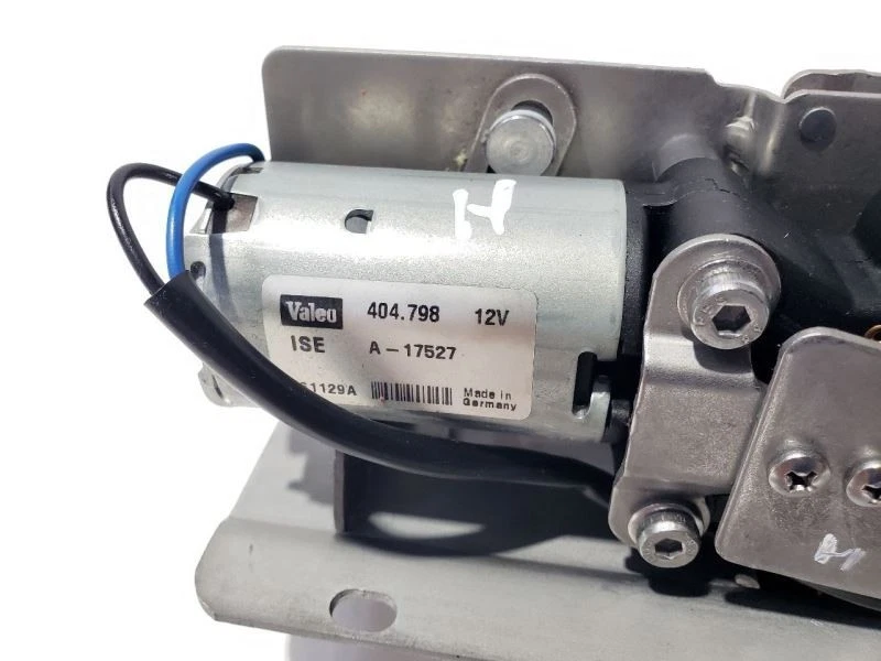 2007 Bentley Continental GTC OEM Front Roof Top Lock Latch Motor 3W7825395C - Image 4 of 4