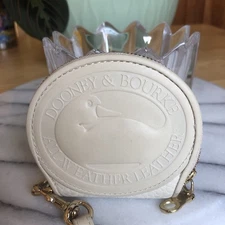 Dooney Big Duck Coin Purse  Strap Ivory Bone Oyster Pebbled Vintage *RARE* EUC