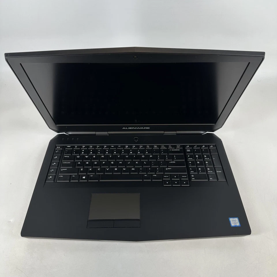 Dell Alienware 17 R3 4K i7-6820HK 8GB 1TB SSD/1TB HDD GTX 980M- MINOR GREEN TINT - Image 2 of 4