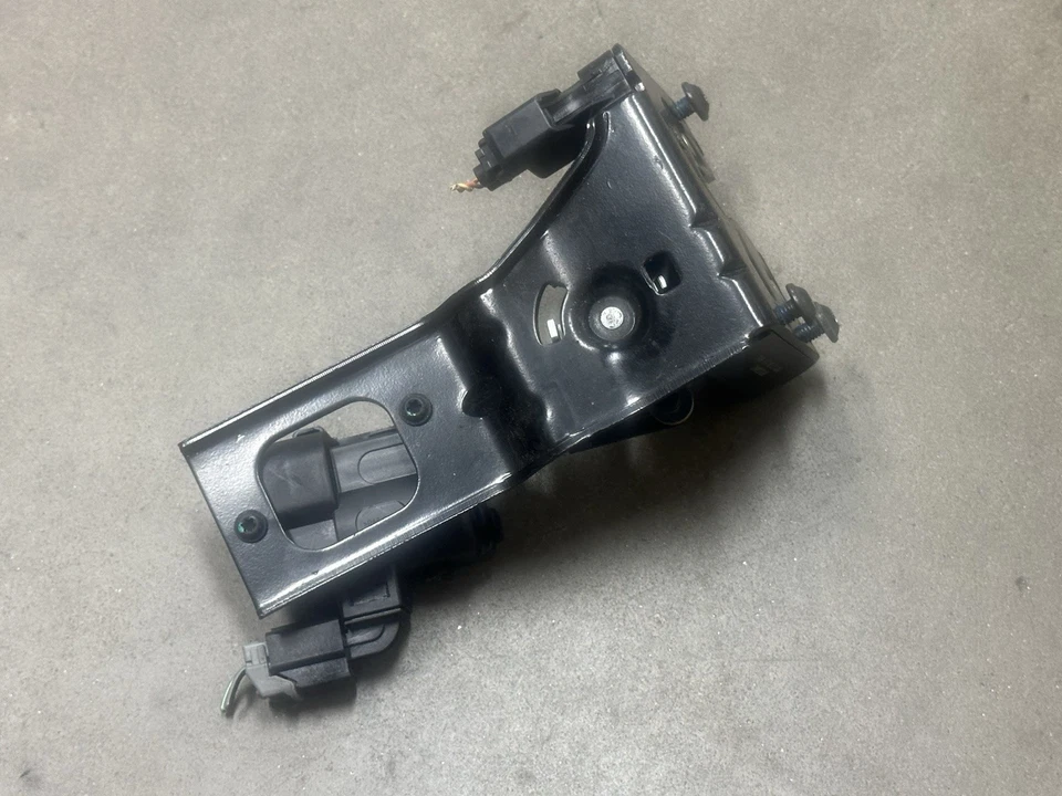 08-12 Escape Mariner Tribute Trunk Latch Lock Actuator Tailgate Liftgate OEM LKQ - Image 4 of 4