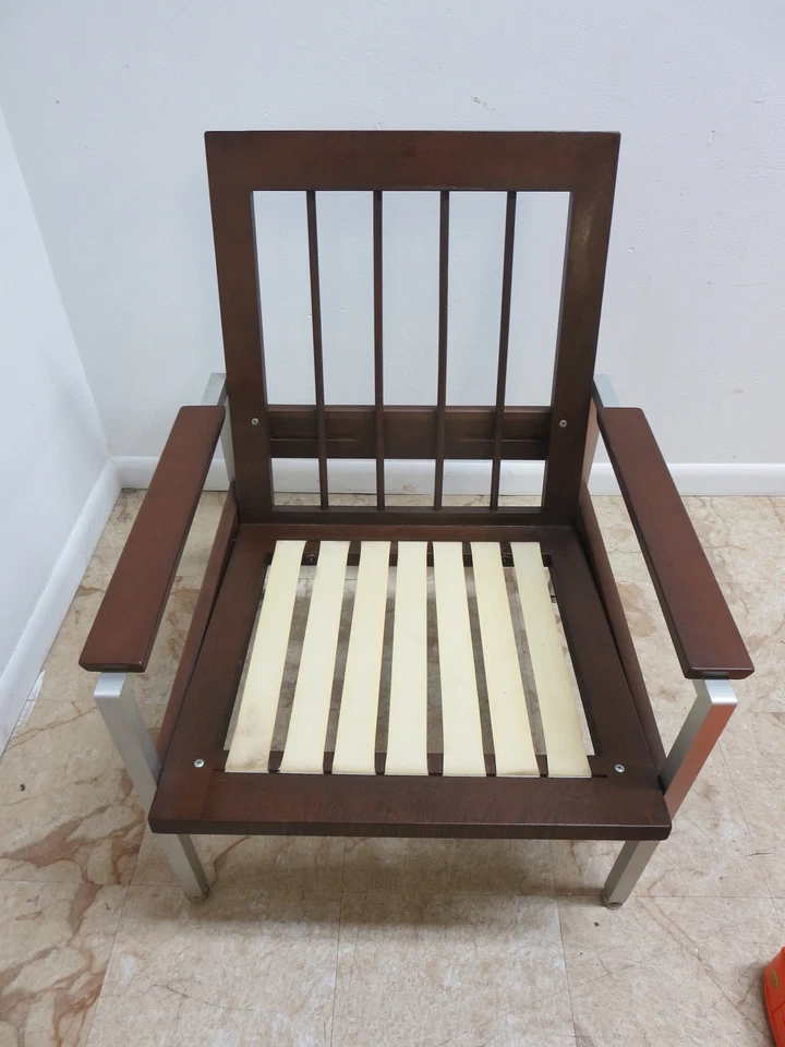 Sillón vintage de vinilo naranja nogal de aluminio de mediados de siglo Foto 3 de 4