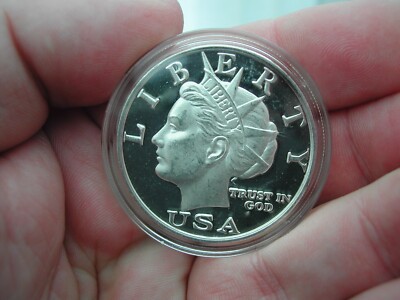 2003 Liberty 1oz .999 Silber 10 Dollar Münze in Kapsel.