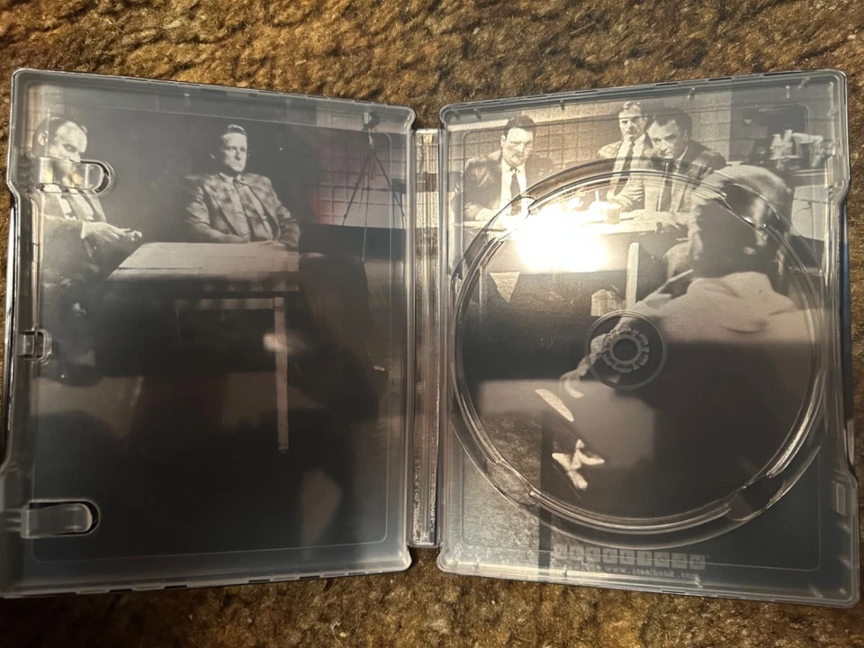 BASIC INSTINCT (1992) Blu-ray- Steelbook ZAVVI (UK) REGION FREE *d - Image 4 of 4