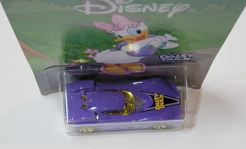 Hot Wheels Disney 90th Anniversary Mickey and Friends Complete 8 Car Set 1:64 - Picture 18 of 24