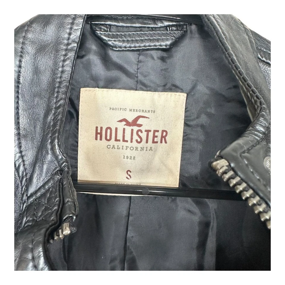 Chaqueta Hollister Para Mujer Pequeña Negra Imitación Cuero Cremallera Moto Grunge Motociclista Y2K Foto 3 de 4