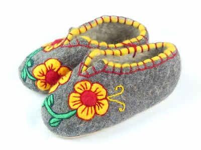 100% Sheepskin Wool Felt Handmade Winter Slippers Booties House Shoes Valenki 