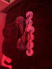 speed skates 9.5 never wore they been sitting in the closet