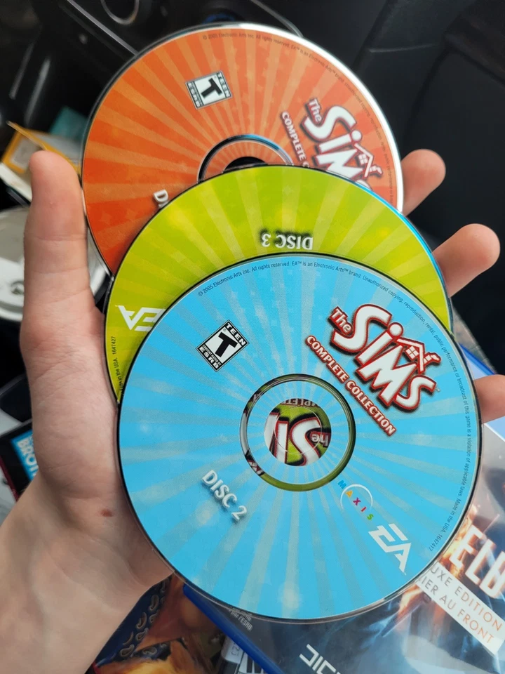 The Sims Complete Collection - No Disc 1 With Manual EXCELLENT CONDITION - Image 4 of 4