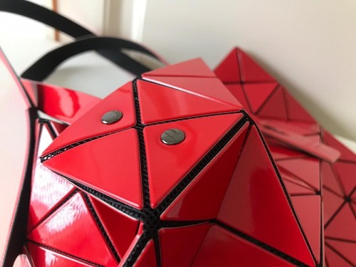 ISSEY MIYAKE BAOBAO Tote Bag - Picture 2 of 10
