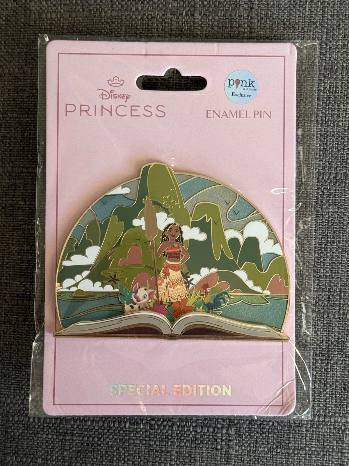 Disney Pink a la Mode PALM Once Upon A Time Storybook Moana Pin LE 300