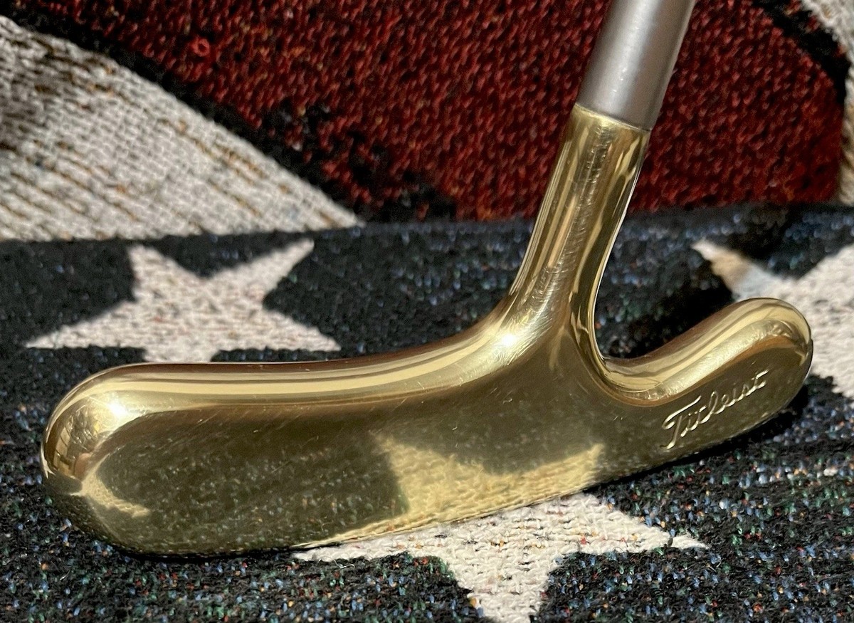 ☆ Scotty Cameron ☆ BULLS EYE ① ☆ 35 ☆ 【公式通販】