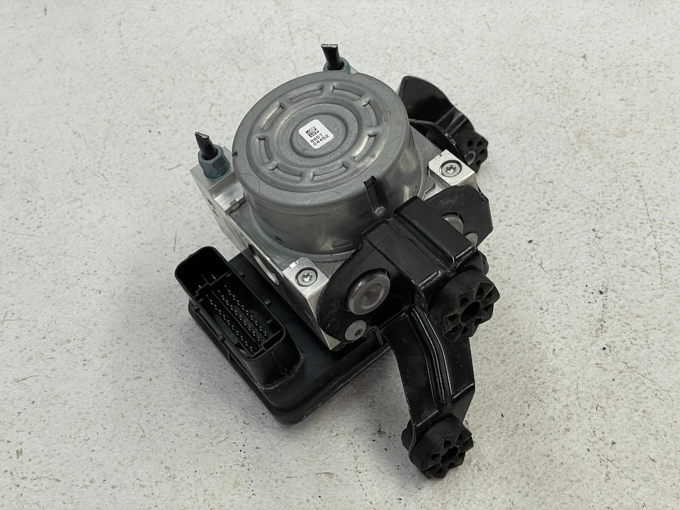 15 16 17 BMW M4 F82 ABS unidade módulo bomba de freio antibloqueio 1525 fabricante de equipamento original - Imagem 2 de 4