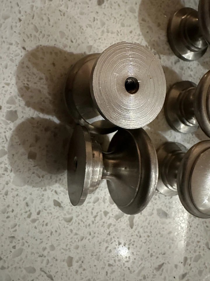 Lote de 40 perillas de gabinete de cocina cromadas pulidas redondas de 1 1/4" de diseño Amerock Foto 3 de 3