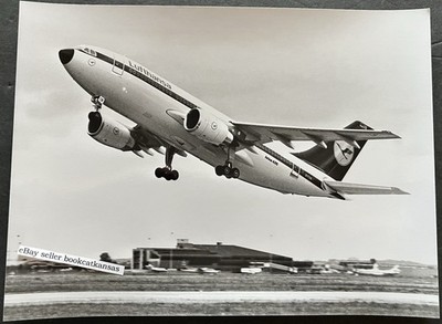 LUFTHANSA AIRBUS A310 JET Vintage 7x9.5  Aviation History Archive Airlines Photo