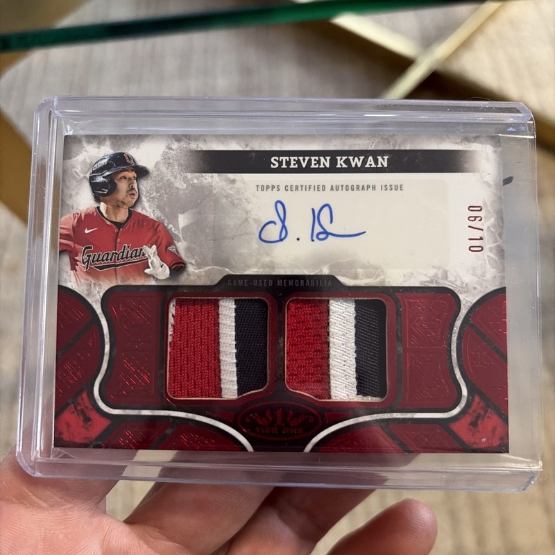 2025 Topps Tier One Relics Steven Kwan red parallel  auto /10 Cleveland 