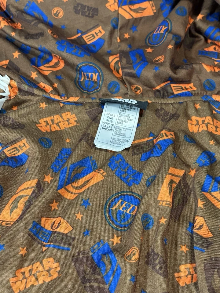 Star Wars Disney Jedi Entrenamiento Pruebas del Templo Bata Adulto Talla Única Raro Foto 3 de 3