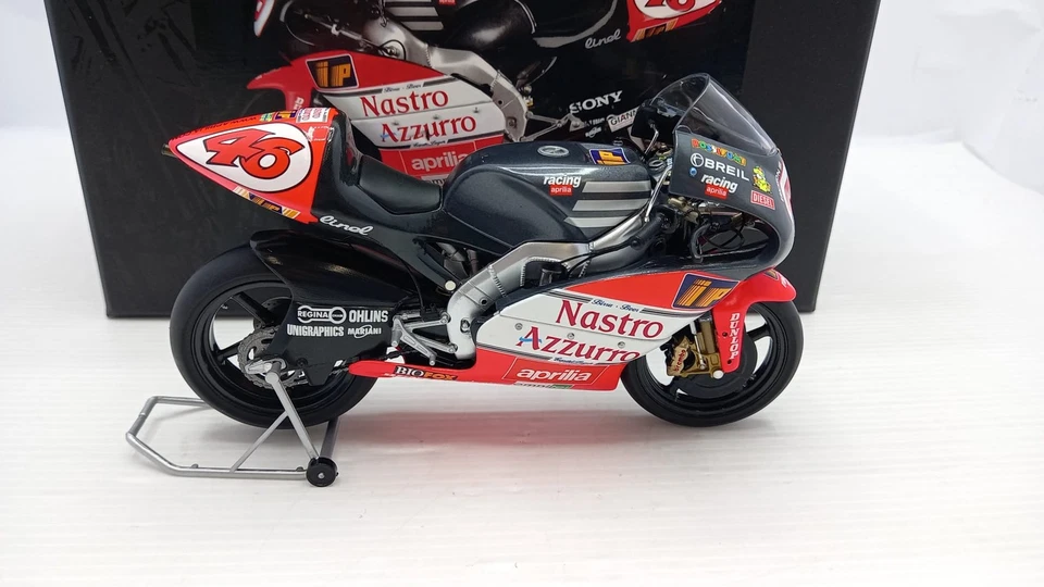 MIN122980046 Minichamps Aprilia 250 Valentino Rossi Assen GP 1998 1/12 - Immagine 4 di 4
