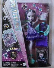 BAMBOLA MONSTER HIGH TWYLA FEARBOOK  (SCATOLA DANNEGGIATA)