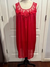 Women Red Silky Sleeveless Nightgown Size XL 36"Lx21"W