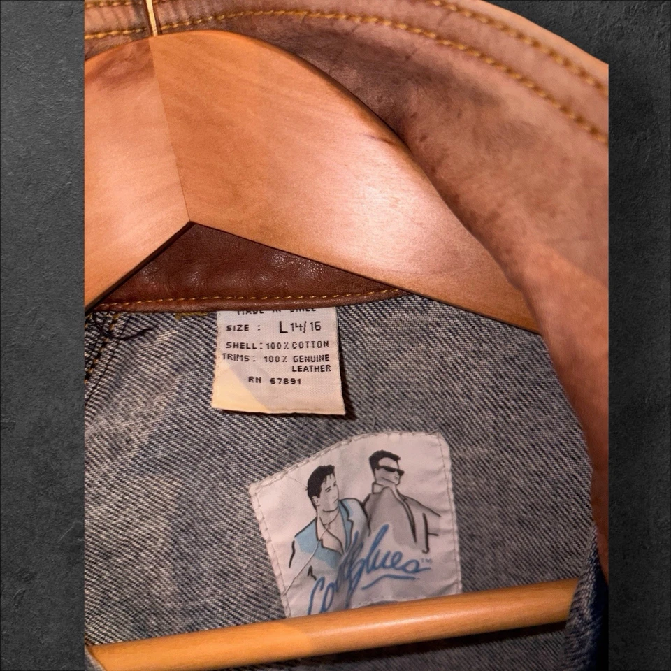 复古 80 年代酸洗牛仔夹克凉爽蓝色皮革装饰徽章装饰 — 第 3/4 张图片