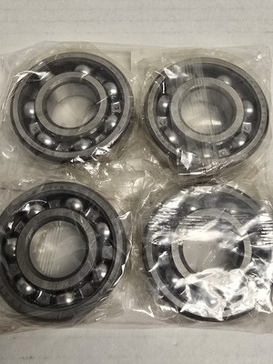 LOT OF 4 NEW SKF 6305 MT2 single row deep groove ball bearing. 