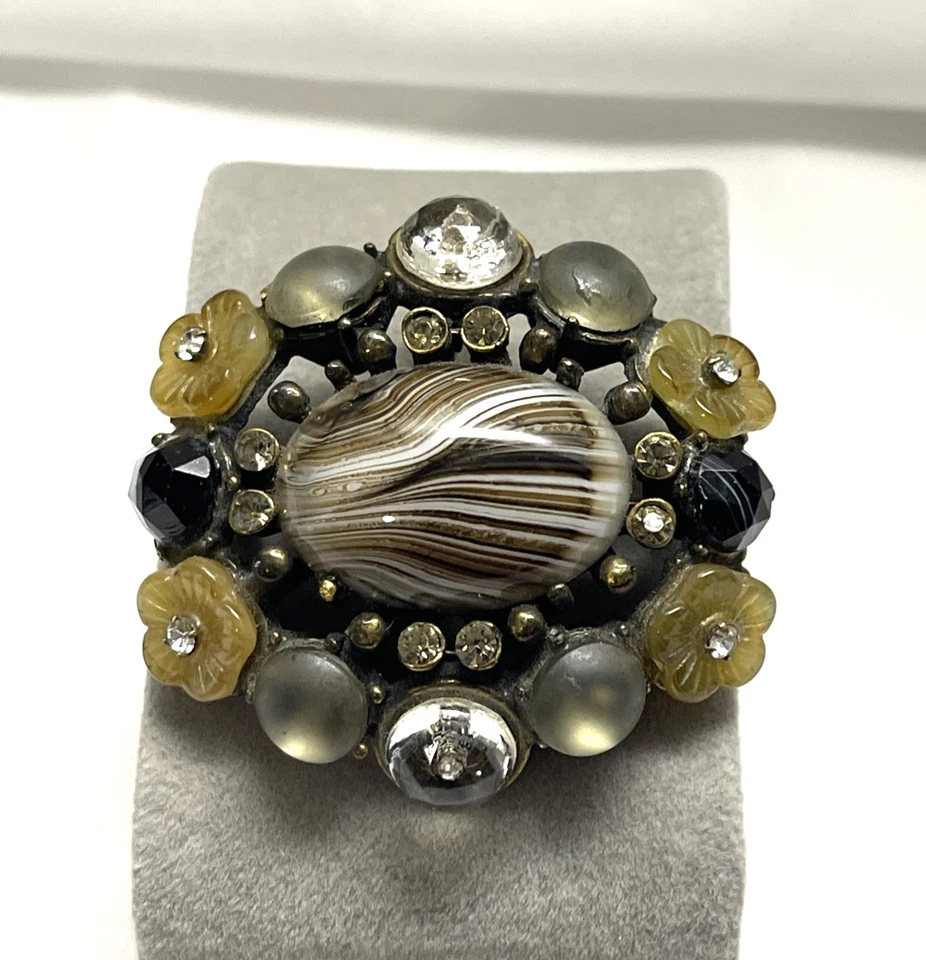 Broche colgante vintage de diamantes de imitación cabujón vidrio defectuoso ámbar marrón Gerard Yosca Foto 2 de 4