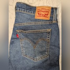 Levi's Women's Wedgie Straight Leg Button Fly Dark Wash Hi Rise 32Wx28L
