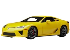 LEXUS LFA PEARL YELLOW W/ RED & BLACK INTERIOR 1/18 MODEL CAR BY AUTOART 78854