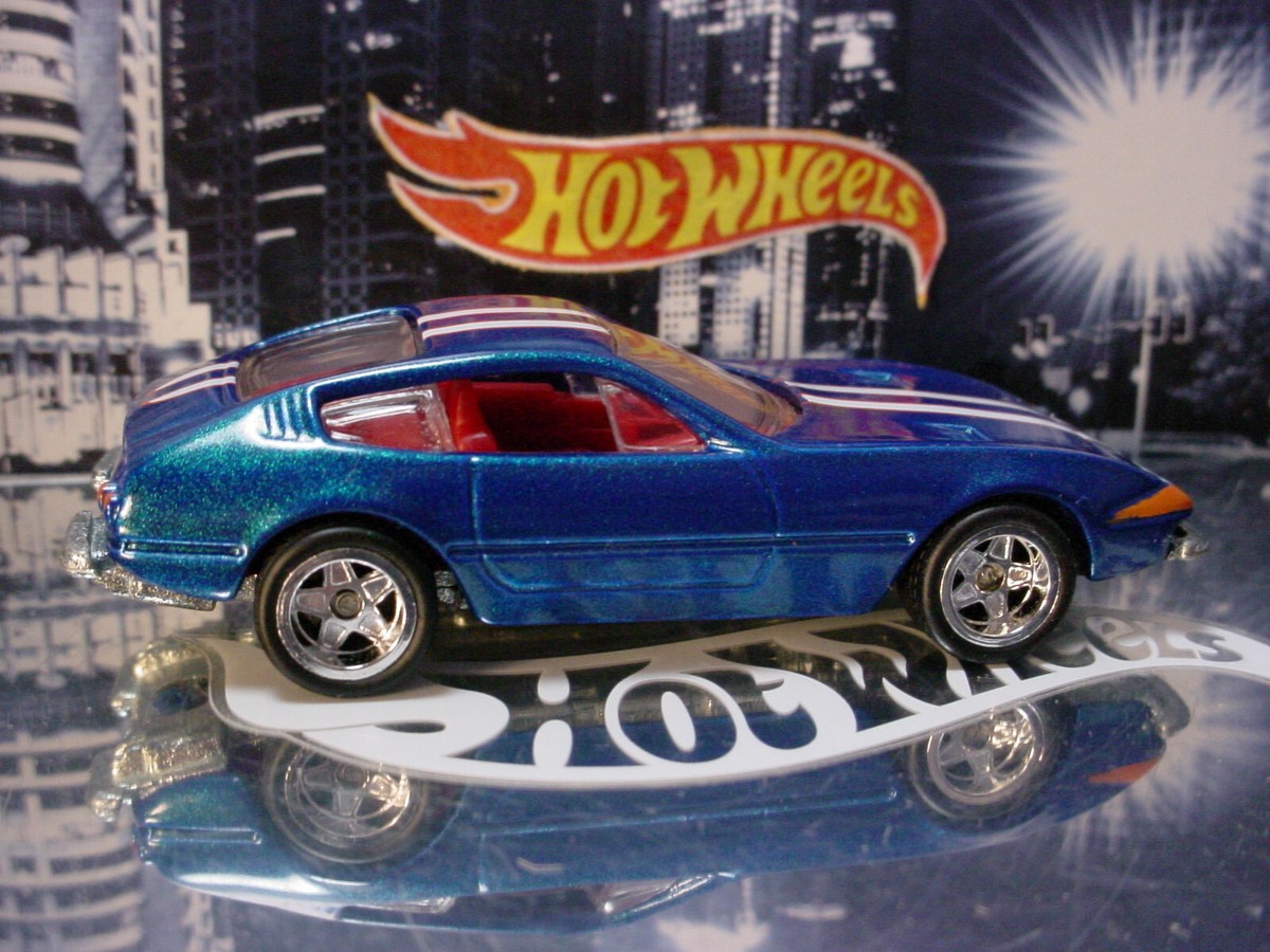 ホットウィール GARAGE フェラーリ365 GTB4 デイトナ 2011 Hot Wheels Garage FERRARI 365 GTB4 DAYTONA☆blue;red