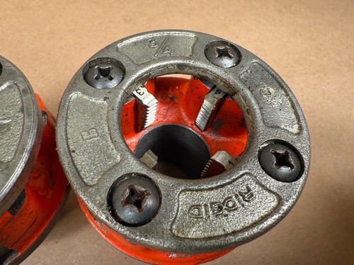 NICE - RIDGID 0-R Pipe Ratchet Threader w/ 4 Dies - 1/4" 3/8" 1/2" 3/4" Cutters - Picture 9 of 19