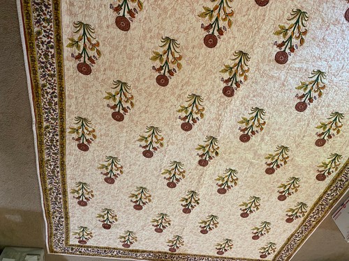 Quilt Floral Lots Of Quilting Border Around Queen 98" x 80" Very Nice - Picture 11 of 17