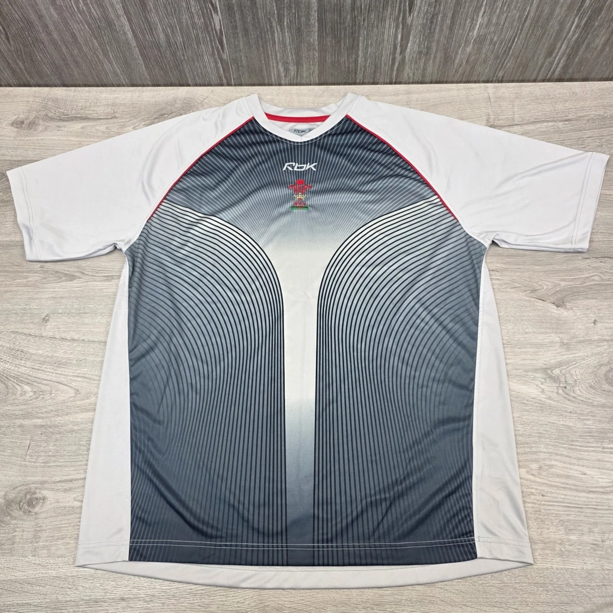 Maillot De Rugby Vintage PIRATES N°19 - Gilbert - Porté Taille XXL - Pièce Unique